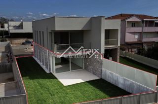 Stanovanje Novigrad, 60,13m2