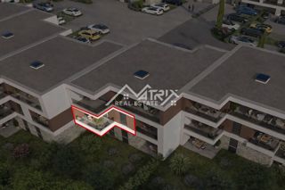 Pulj, novogradnja z 2 spalnicama in teraso