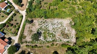 Poreška okolica – Kombinacija zazidljivega in kmetijskega zemljišča