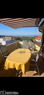 Apartma s pogledom na morje, 500 m od plaže, Novigrad