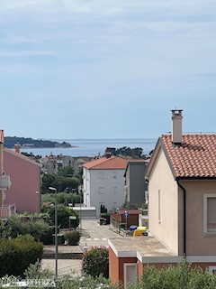 Apartma v 1. nadstropju s pogledom na morje, Novigrad, Istra