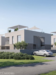 Stanovanje v prvem nadstropju s strešno teraso, Novigrad, Istra
