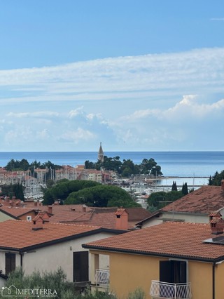 Apartma s tremi spalnicami in čudovitim pogledom na morje, Novigrad, Istra