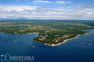 Zazidljivo zemljišče na odlični lokaciji, Tar, Istra