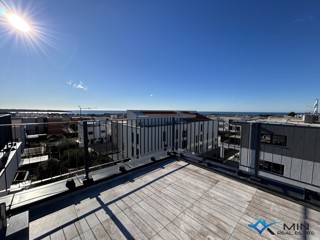 Ekskluzivno stanovanje s panoramskim pogledom na morje v Novigradu