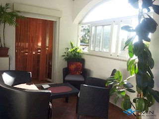 Stanovanje v pritličju + gradbena parcela - Novigrad