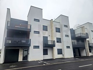 Zagreb, Sesvete, novo udobno stanovanje s strešno teraso!