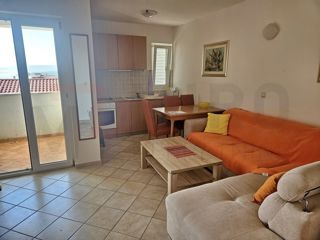 Punat, opremljeno stanovanje z razgledom!