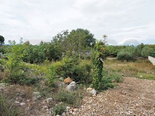 Krk, okolica, gradbeno zemljišče na mirni lokaciji, PRODAMO!