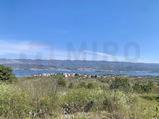 Šilo, okolica, gradbeno zemljišče s pogledom na morje, PRODAJA!