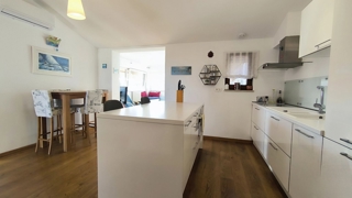 Štinjan, Pula, 63m2