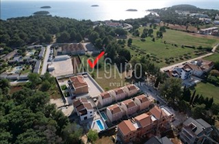 Zemljišče Funtana, 1.741m2
