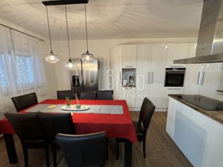 Stanovanje/apartma Matulji, 132m2