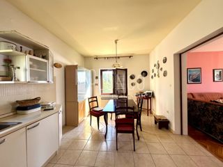 Hiša Kantrida, Rijeka, 386,59m2