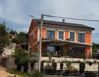 Hiša Kraljevica, 230m2