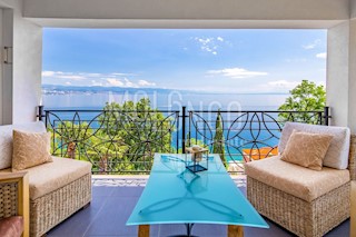 Stanovanje Punta Kolova, Opatija, 220,20m2