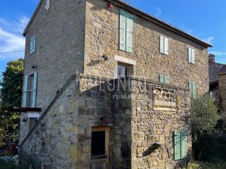 Hiša Momjan, Buje, 140m2
