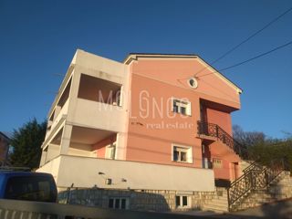 Hiša Matulji, 370m2