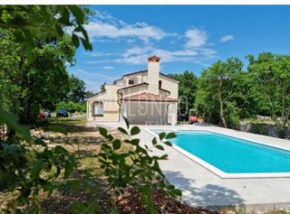 Hiša Sveti Petar u Šumi, Sveti Petar U Šumi, 310m2