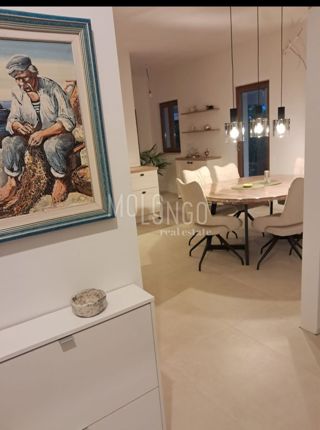 Hiša Sveti Petar u Šumi, Sveti Petar U Šumi, 310m2