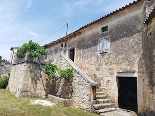Hiša Tinjan, 300m2