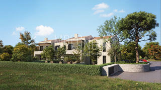 ISTRA, POREČ - Prostran i moderan stan s terasom i dvorištem – mirna lokacija blizu mora