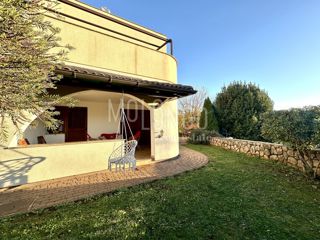 Stanovanje/apartma Malinska, Malinska-Dubašnica, 71,40m2