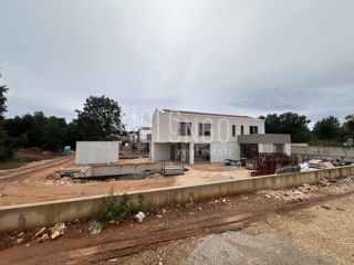 Hiša Labin, 300m2