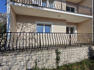 RIJEKA, SUŠAČKA DRAGA - Prostorno stanovanje v pritličju z dvema parkirnima mestoma