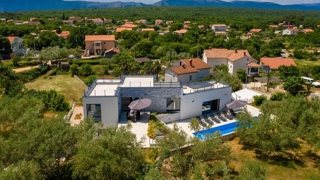 OTOK KRK - Luksuzna vila modernega dizajna