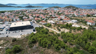 Tribunj - gradbeno zemljišče z razgledom na morje