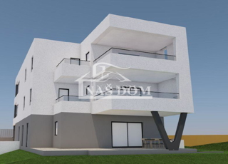 Vodice - Stan S3 na prvem nadstropju, odlična lokacija