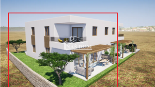 Vodice - priložnost, dvoetažno stanovanje z vrtom