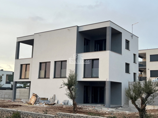 Vodice - Luksuzna dvojna kuća S1 s bazenom in pogledom na morje