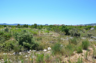 Vodice - Atraktivno kmetijsko zemljišče 2046m2