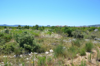 Vodice - Atraktivno kmetijsko zemljišče 2046m2