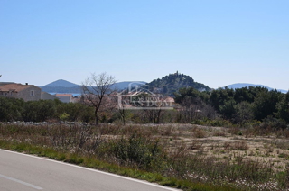 Tribunj - gradbeno zemljišče z razgledom na morje