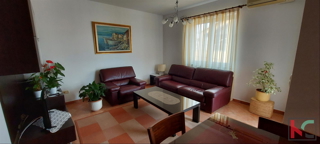Istra, Rovinj udobno dvoetažno stanovanje 94,47 m2