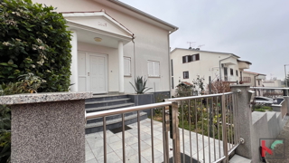 Istra, Poreč, samostojna hiša z urejenim vrtom na odlični lokaciji, #prodaja