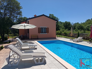 ROVINJ, MODERNA HIŠA S BAZENOM IN OLJČNIKOM, V BLIZINI MORJA, #PRODAJA