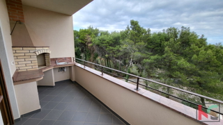 Istra, Premantura, apartma 64,65m2, 100m od morja