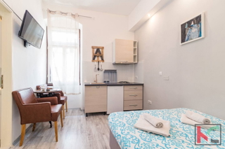 Istra, Pula, Center, apartma 82,01 m2, štiri stanovanjske enote, #prodaja