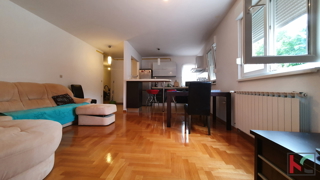 Pula, Veruda, udobno stanovanje 100 m2 na odlični lokaciji, blizu morja, novogradnja