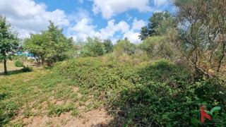 Istra, Loborika, gradbeno zemljišče 703m2 na mirni lokaciji, #prodaja