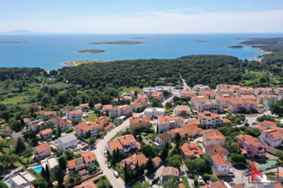 Istra, Premantura, dvosobno stanovanje na zaželjeni lokaciji, pogled na morje #prodaja