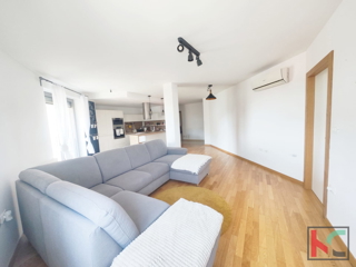 Pula, Vidikovac, luksuzno stanovanje 122,27m2 na odlični lokaciji, dvigalo, #prodaja