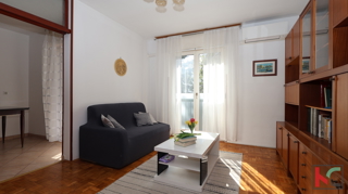 PULA, ŠIJANA, UREDNO TROSOBNO STANOVANJE NA PRODAJO