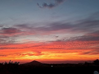 Gradbeno zemljišče s pogledom na morje