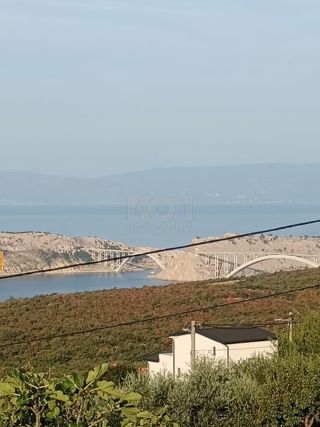 Šmrika - prodaja družinske hiše s pogledom na morje