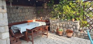 Klenovica - prodaja stanovanja s pogledom na morje